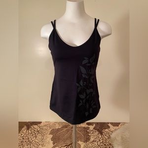 Tonic Active Yoga Top with Built in Shelf Bra Size Medium in EUC